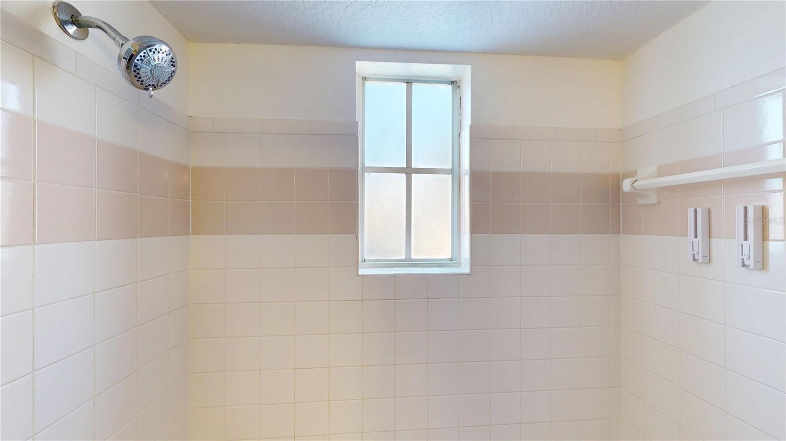 VILLAGES AT MANGO KEY PH 1A THE - Residential