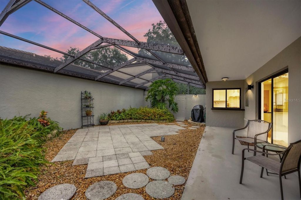 Photo of 3714 Glen Oaks Manor Drive, Sarasota, FL 34232 (MLS # A4670977)