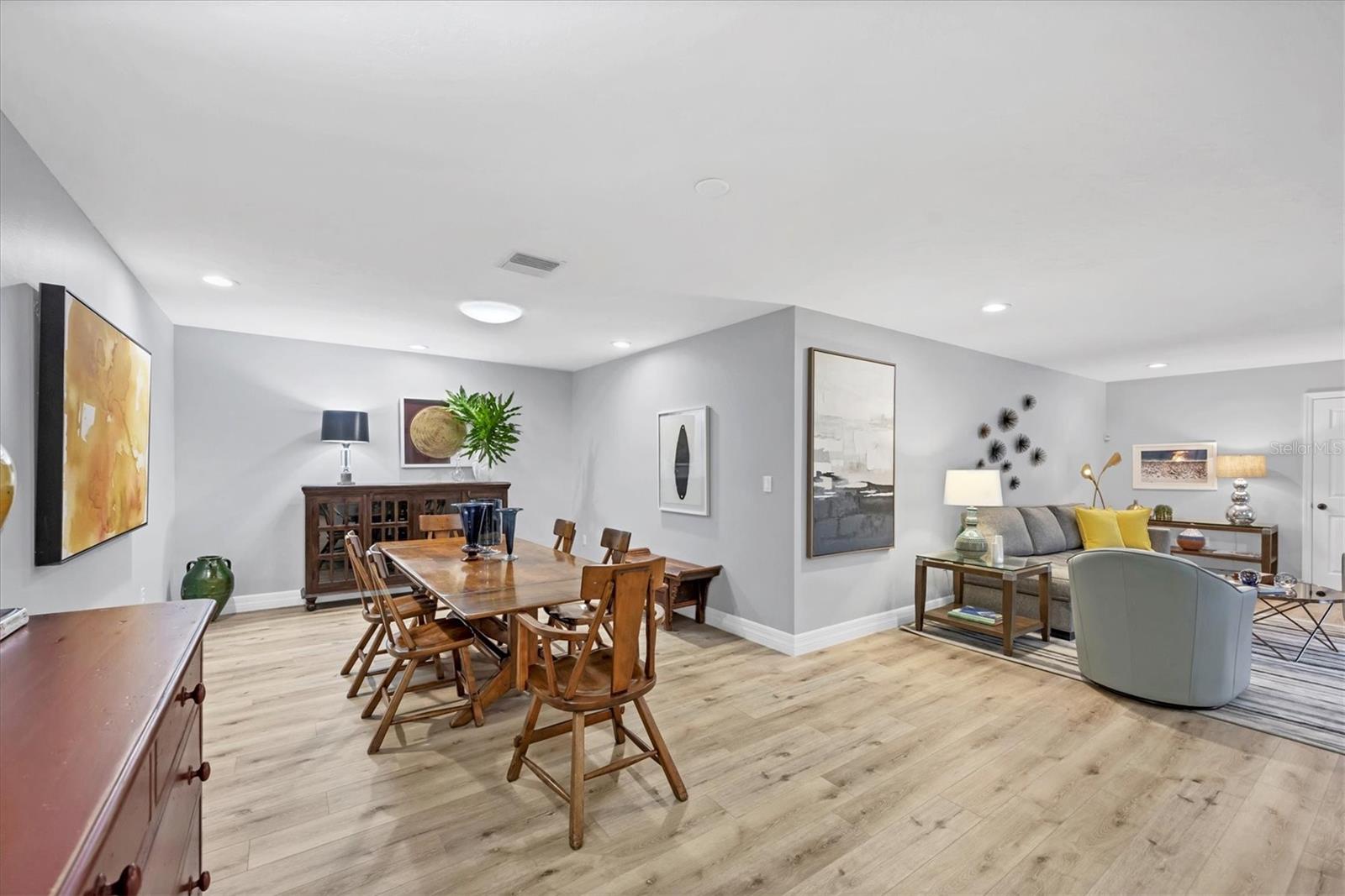 GLEN OAKS MANOR HOMES PH 1 - Residential