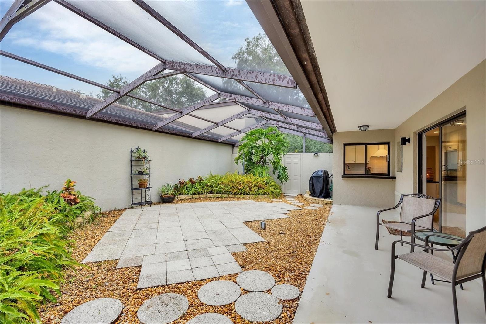 GLEN OAKS MANOR HOMES PH 1 - Residential