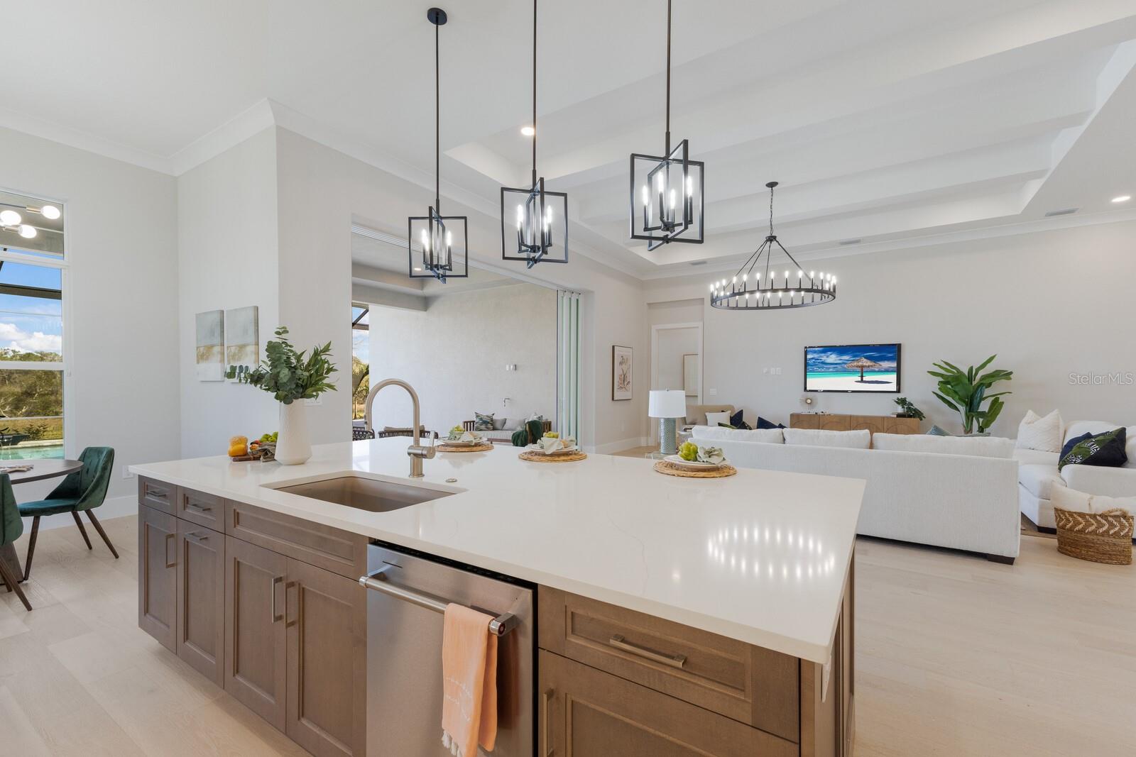 8364 SEA GLASS COURT