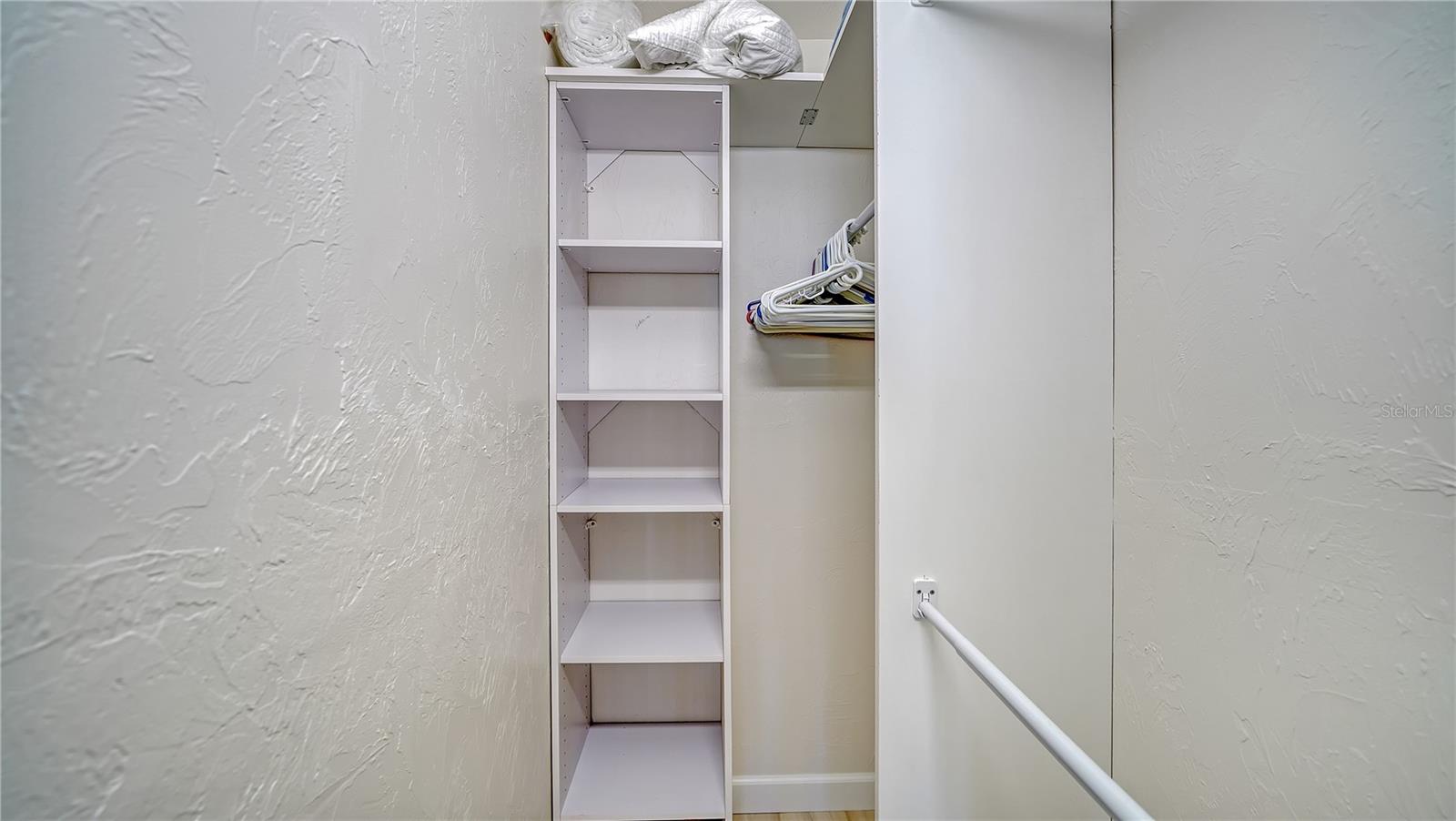 WINDWARD BAY AMD - Residential