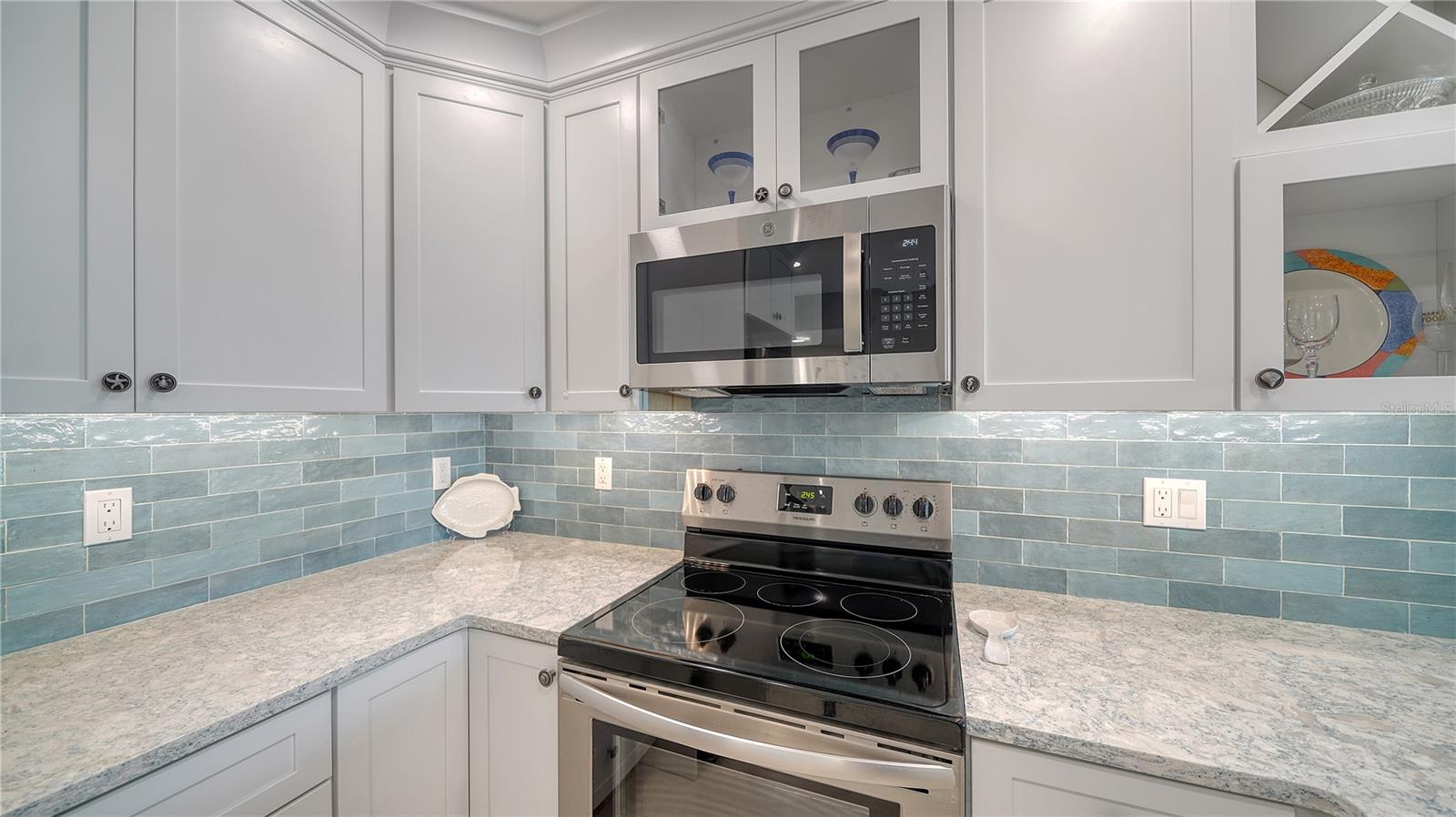 WINDWARD BAY AMD - Residential