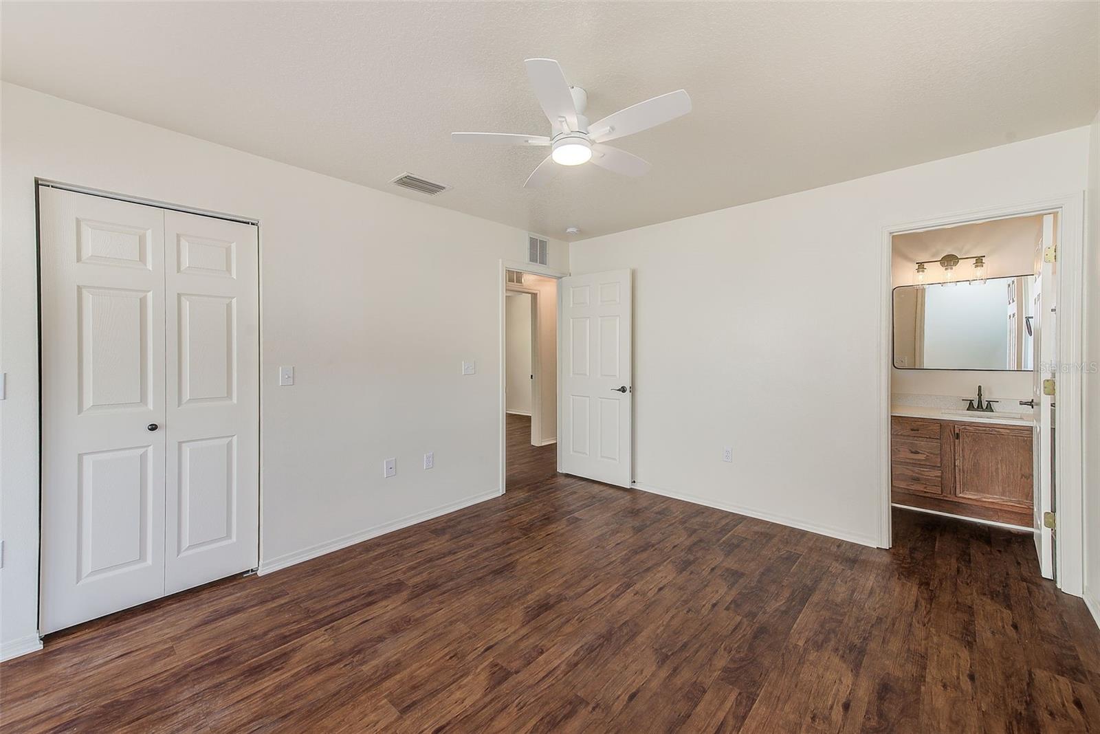 WILLOW SHORES - Residential