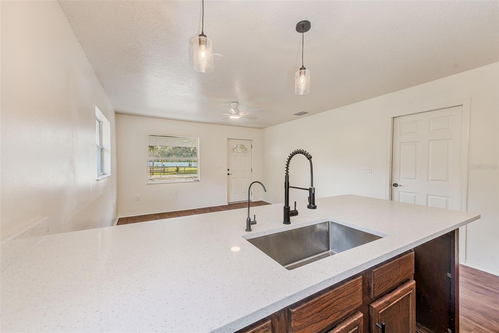 WILLOW SHORES - Residential