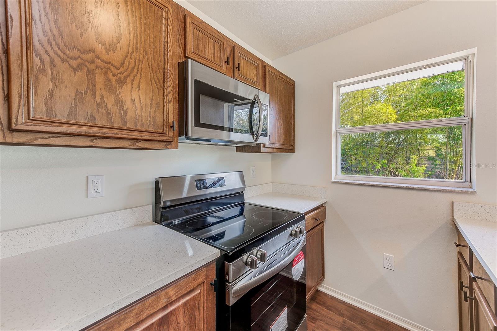 WILLOW SHORES - Residential