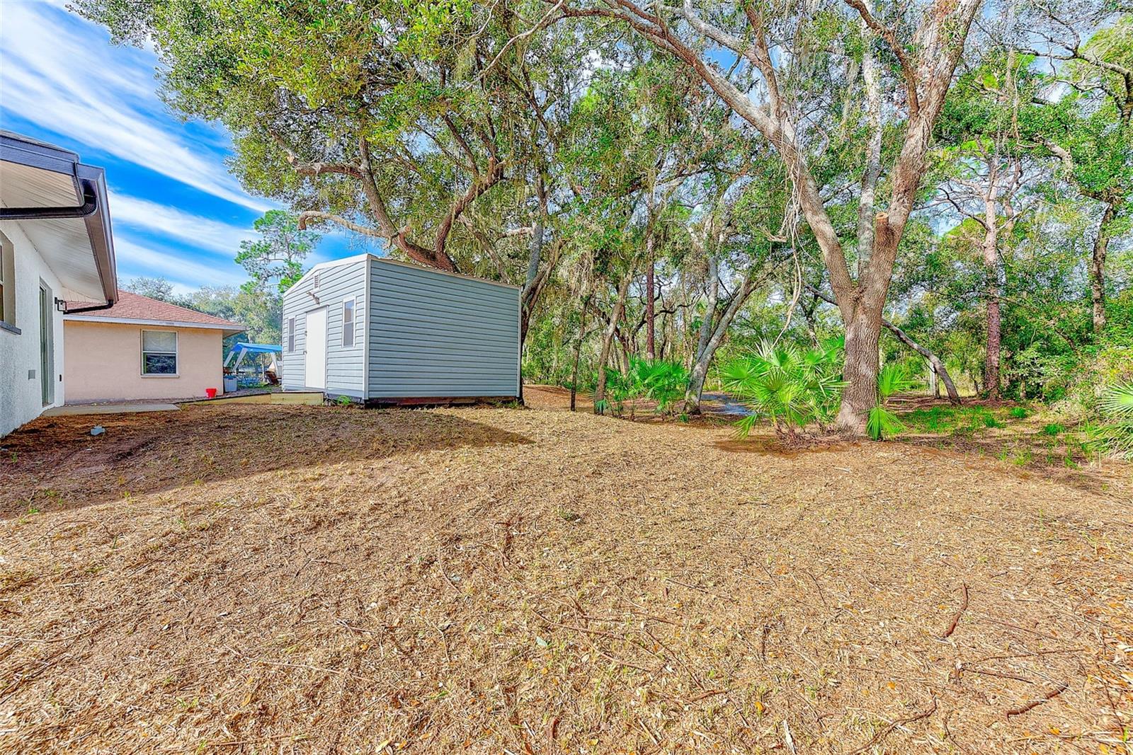 WILLOW SHORES - Residential