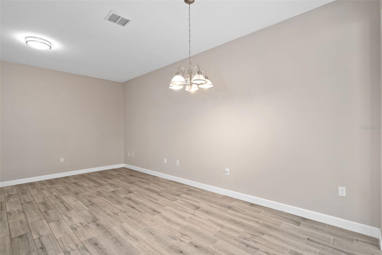 CORONADO TWNHMS - Residential