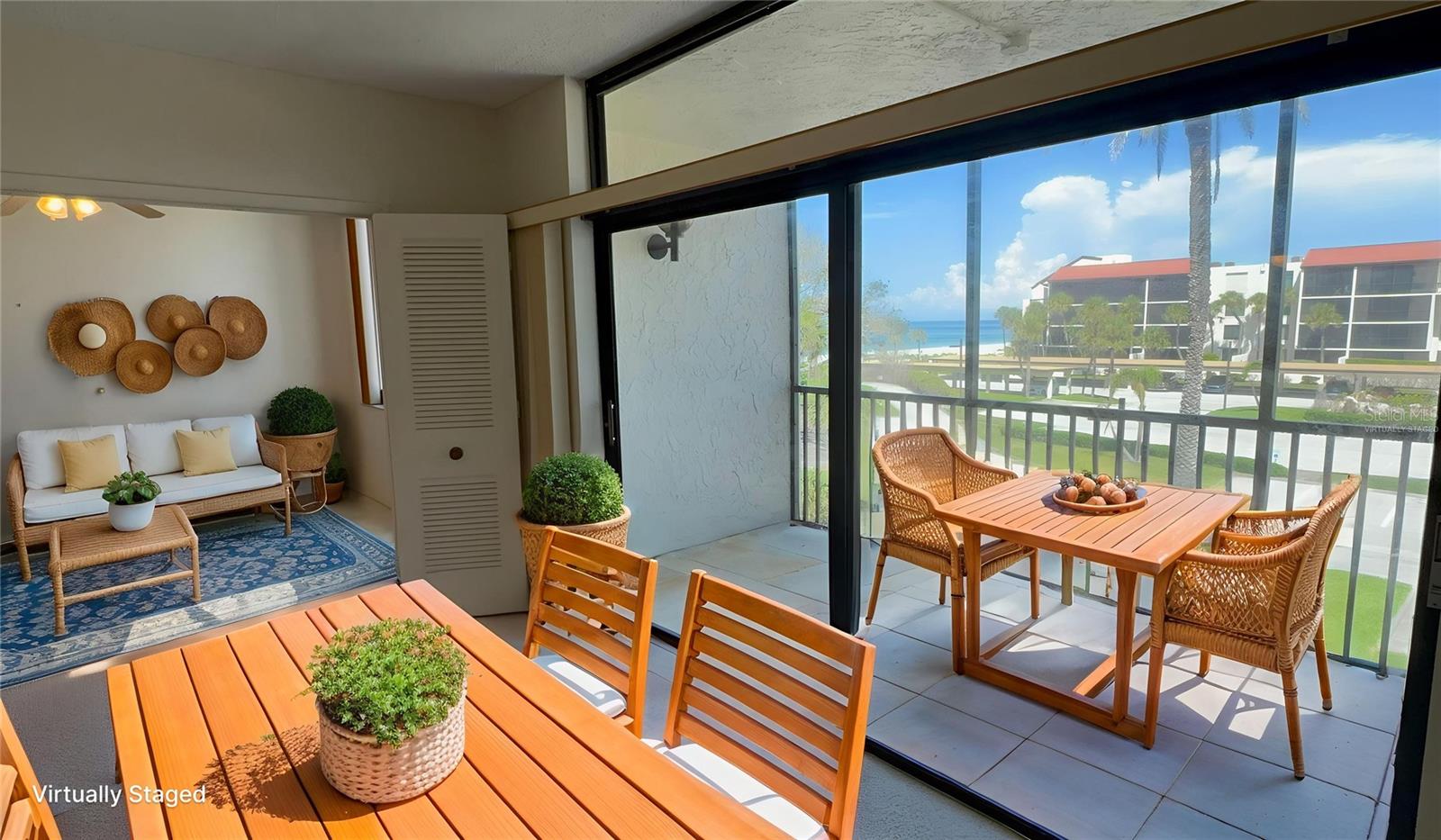 SEAPLACE V - Residential