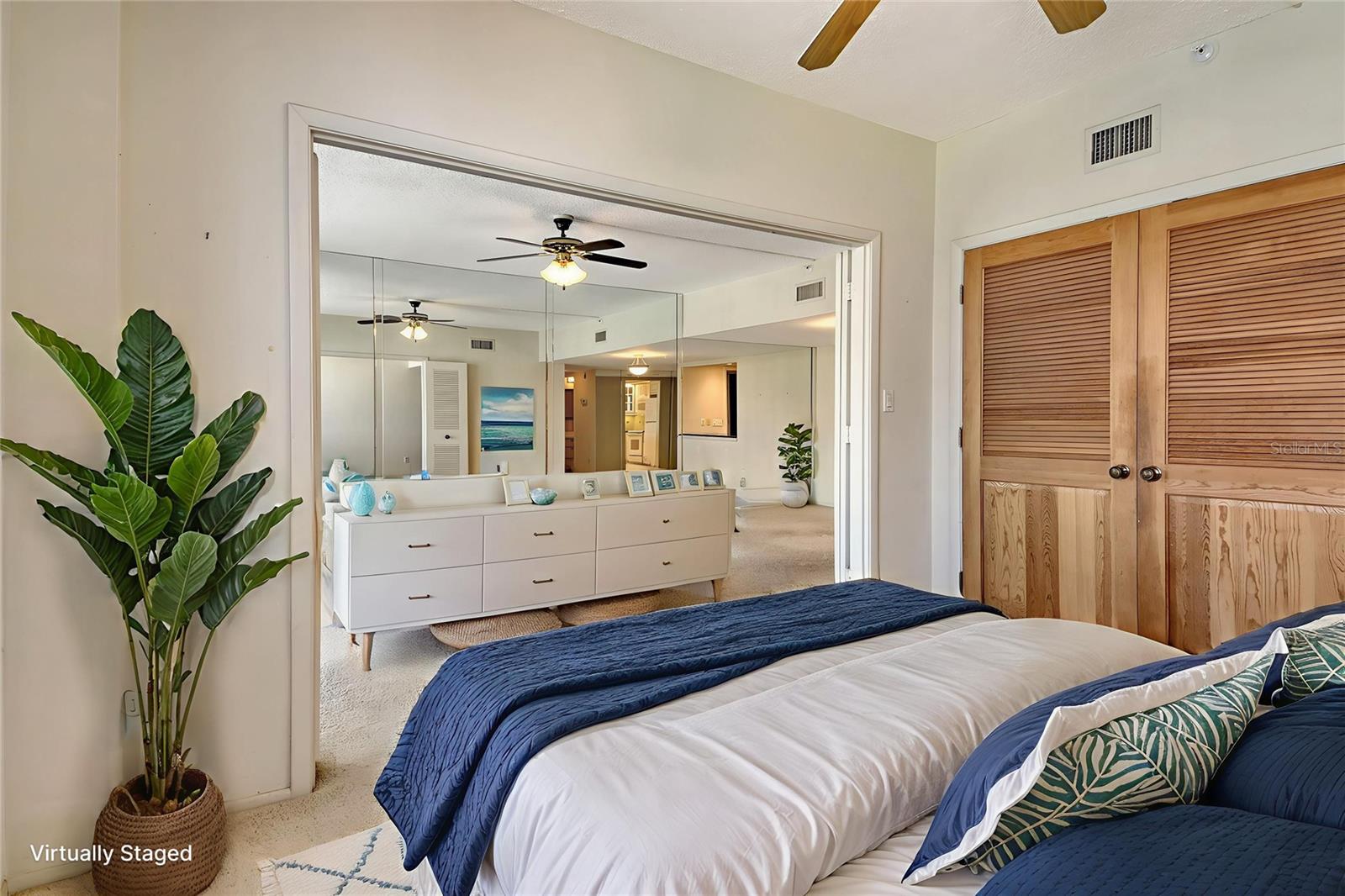 SEAPLACE V - Residential