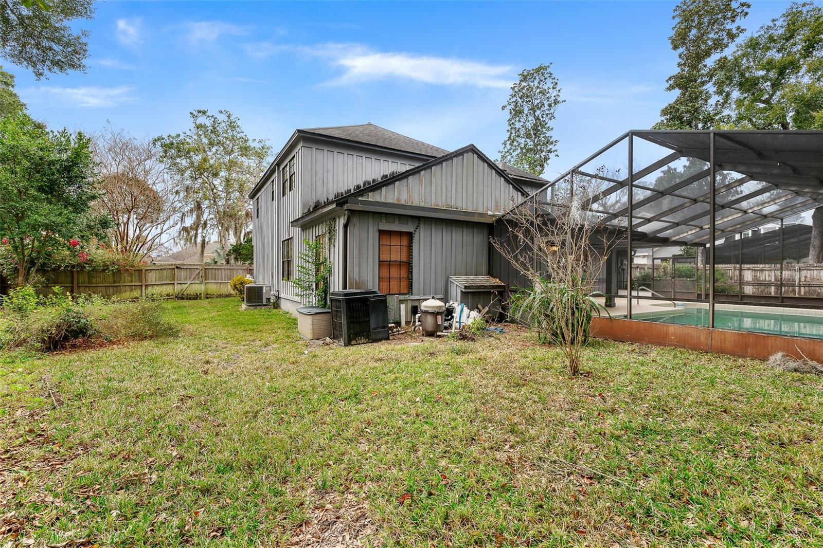 TRAILS UN 02M - Residential