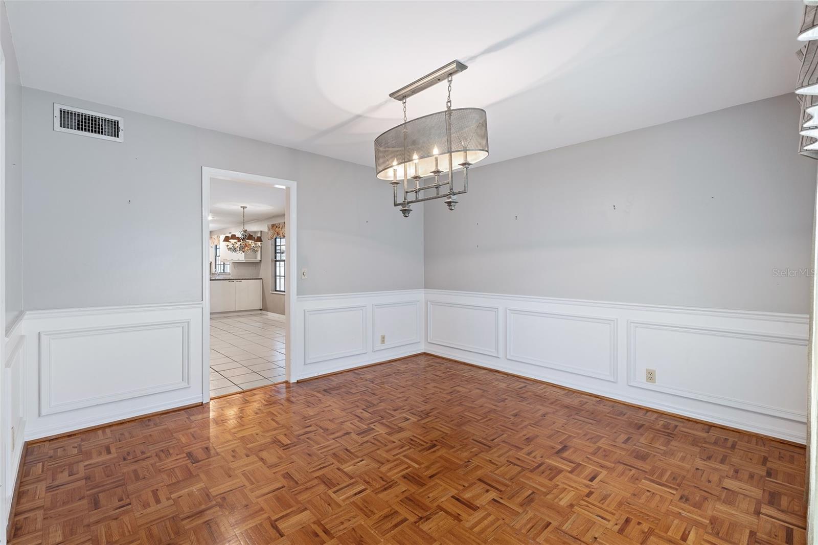 TRAILS UN 02M - Residential