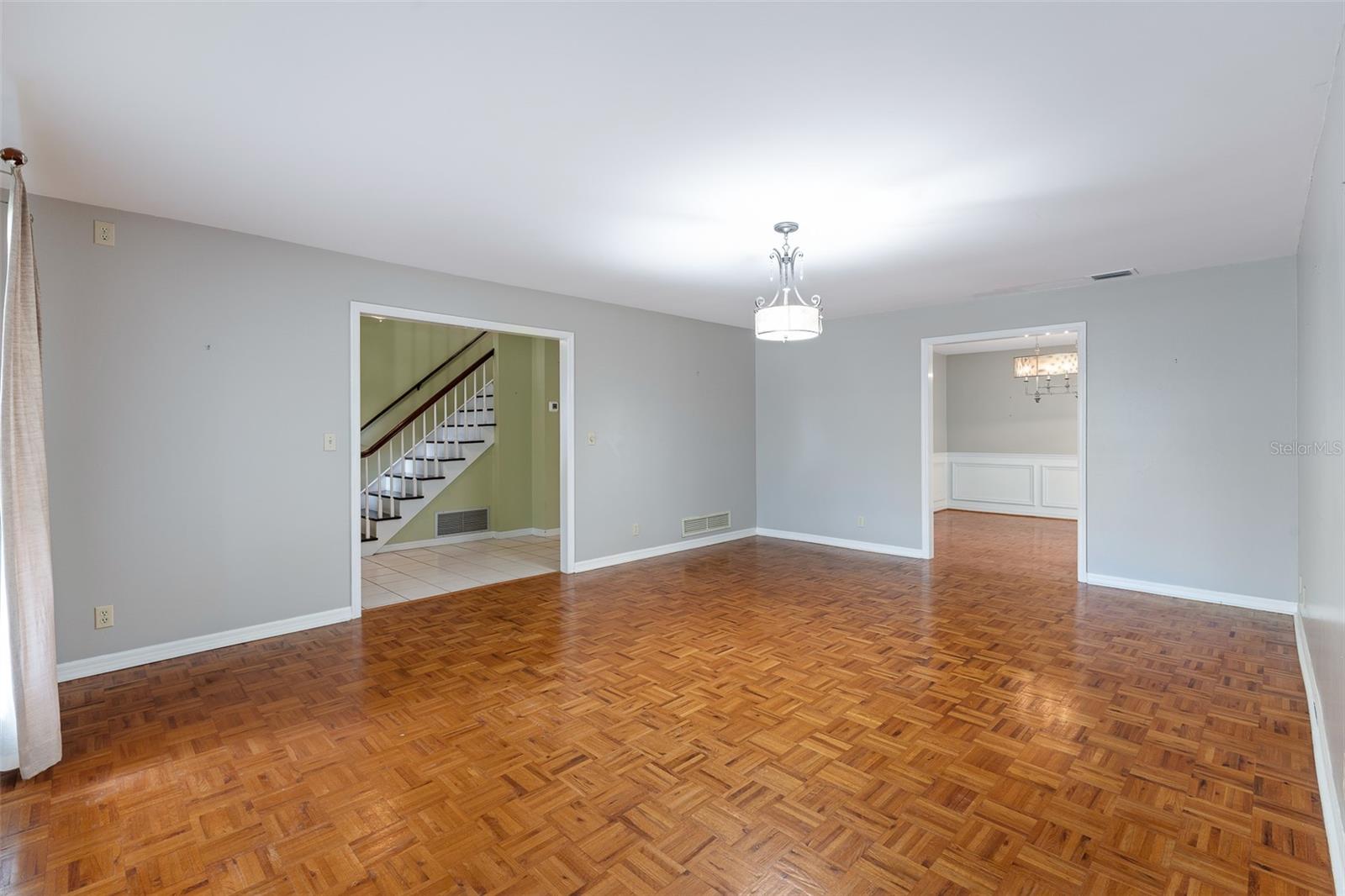 TRAILS UN 02M - Residential