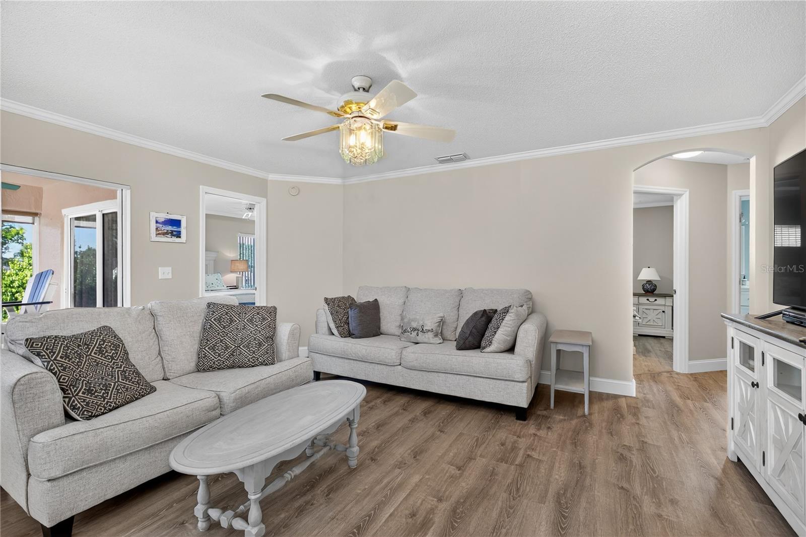 CLERMONT DEVONSHIRE AT KINGS RIDGE - Residential