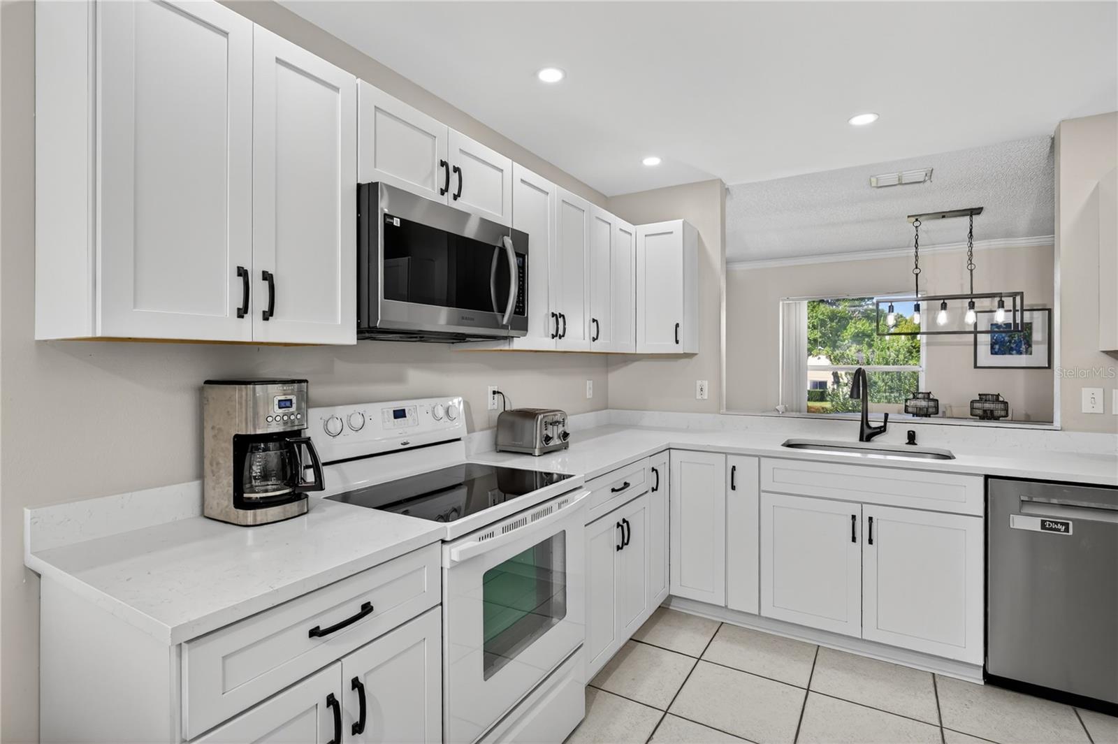 CLERMONT DEVONSHIRE AT KINGS RIDGE - Residential