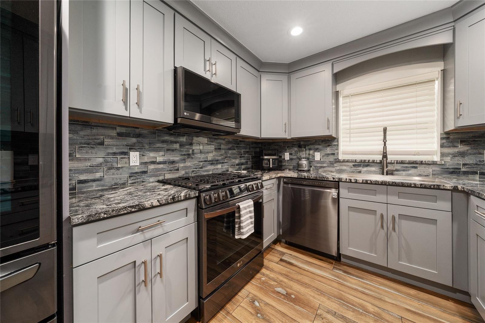 INDIAN WELLS UNIT 5 - Residential