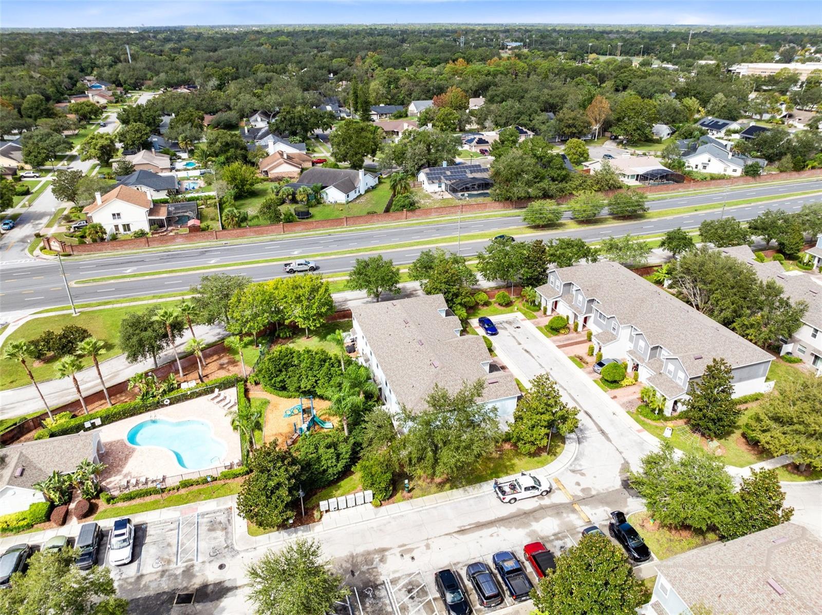 HERITAGE COMMONS - Residential