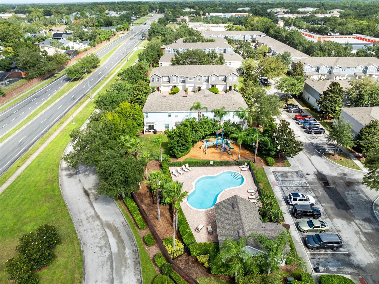 HERITAGE COMMONS - Residential