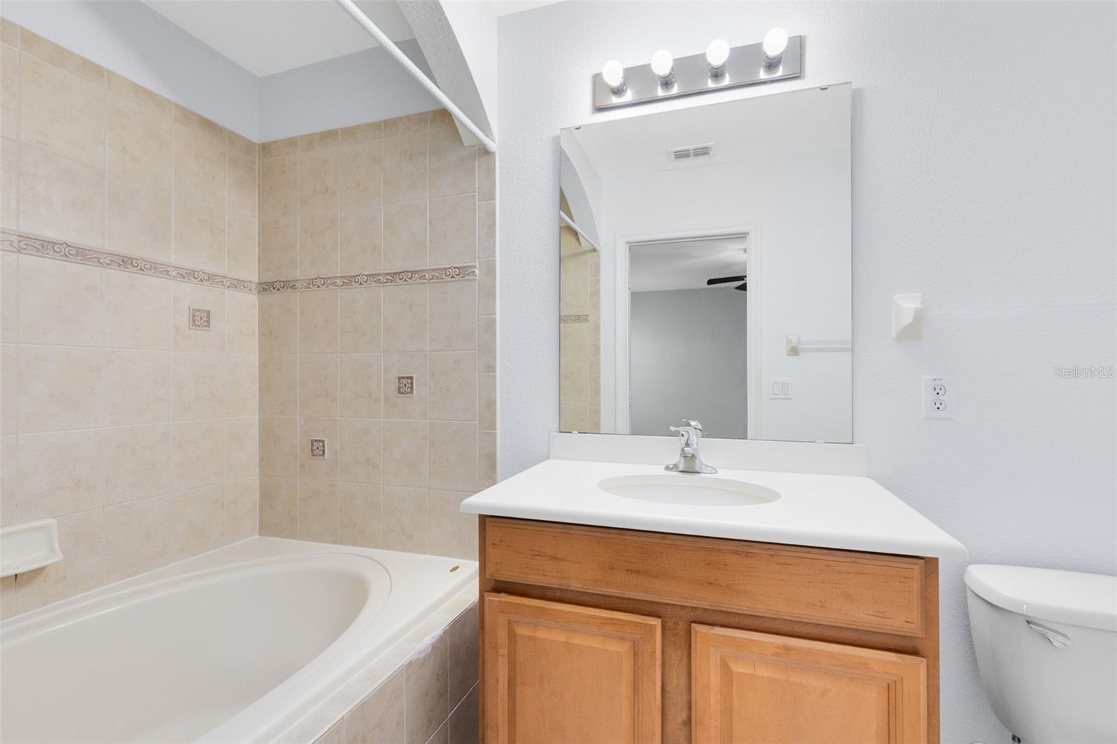 HERITAGE COMMONS - Residential