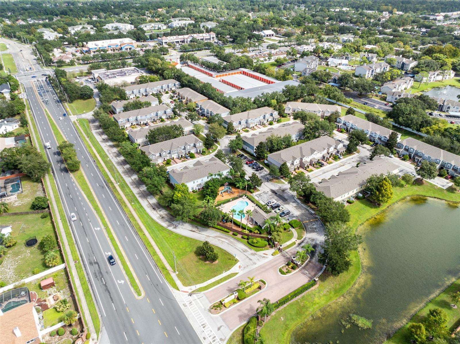 HERITAGE COMMONS - Residential