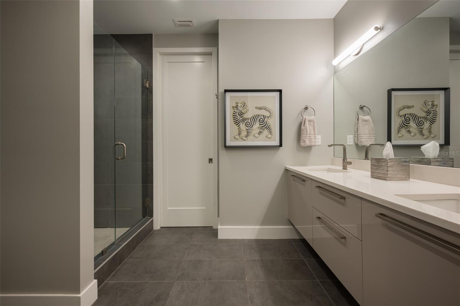 ORANGE CLUB - Residential