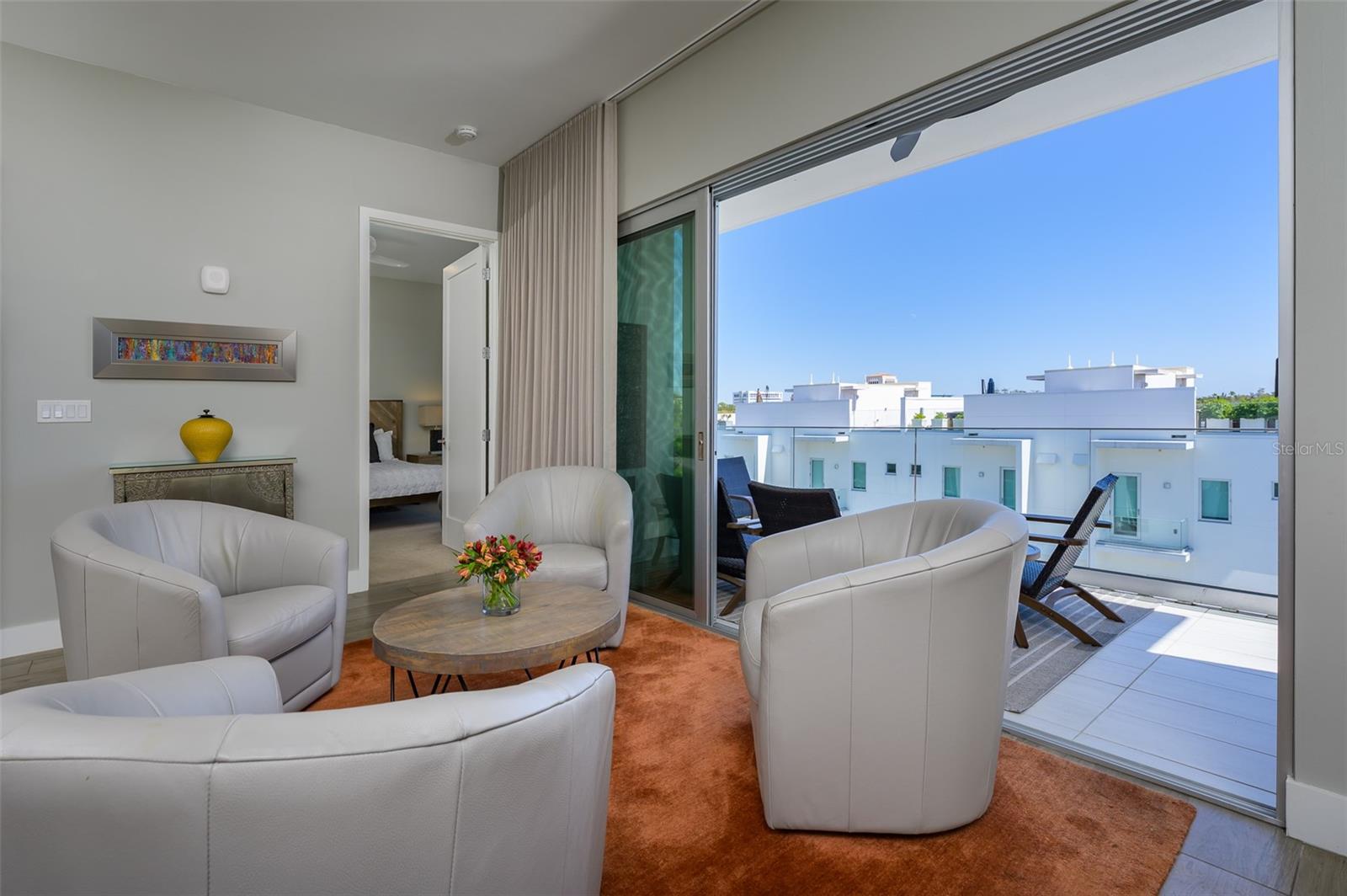 ORANGE CLUB - Residential