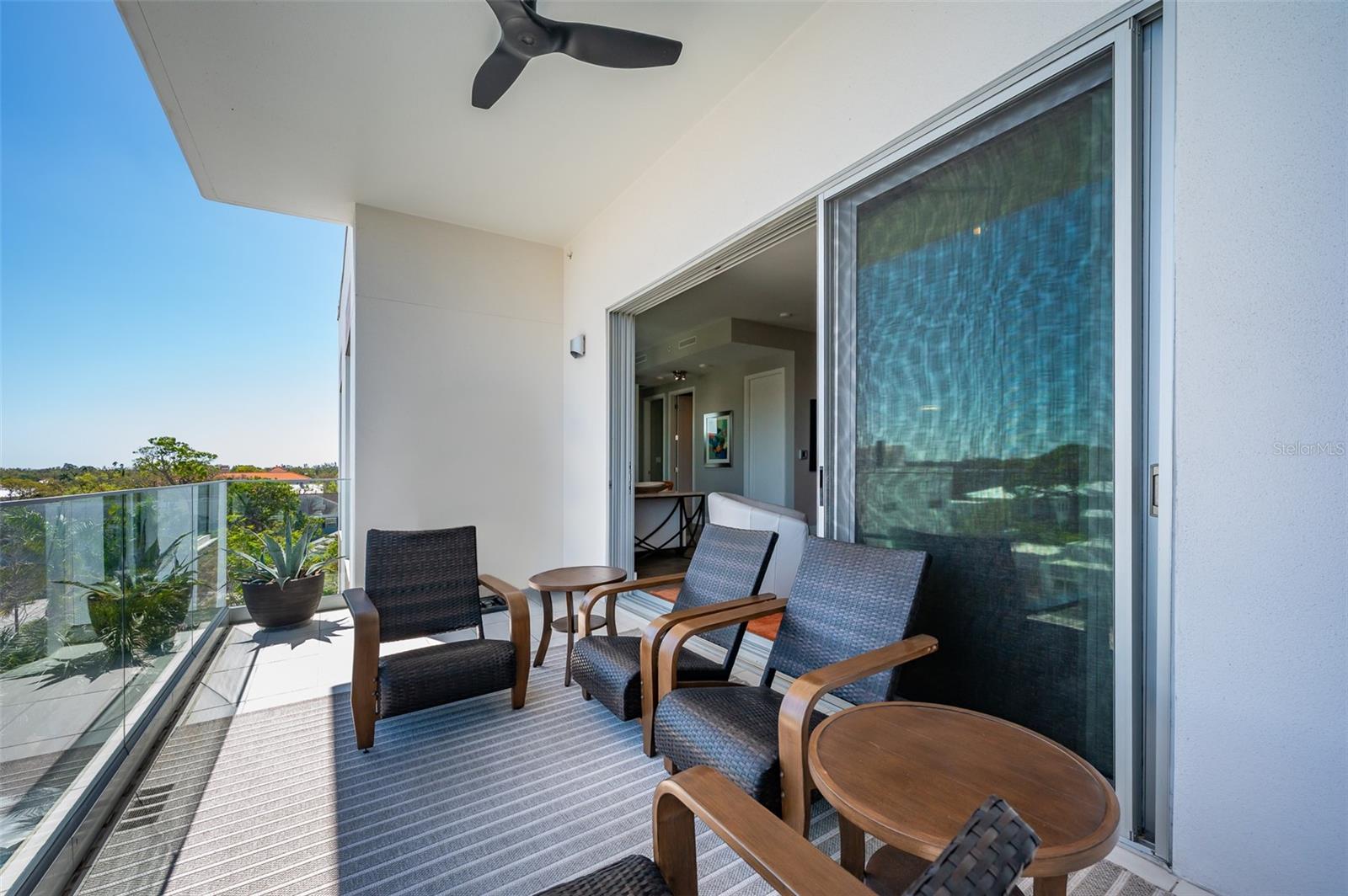 ORANGE CLUB - Residential