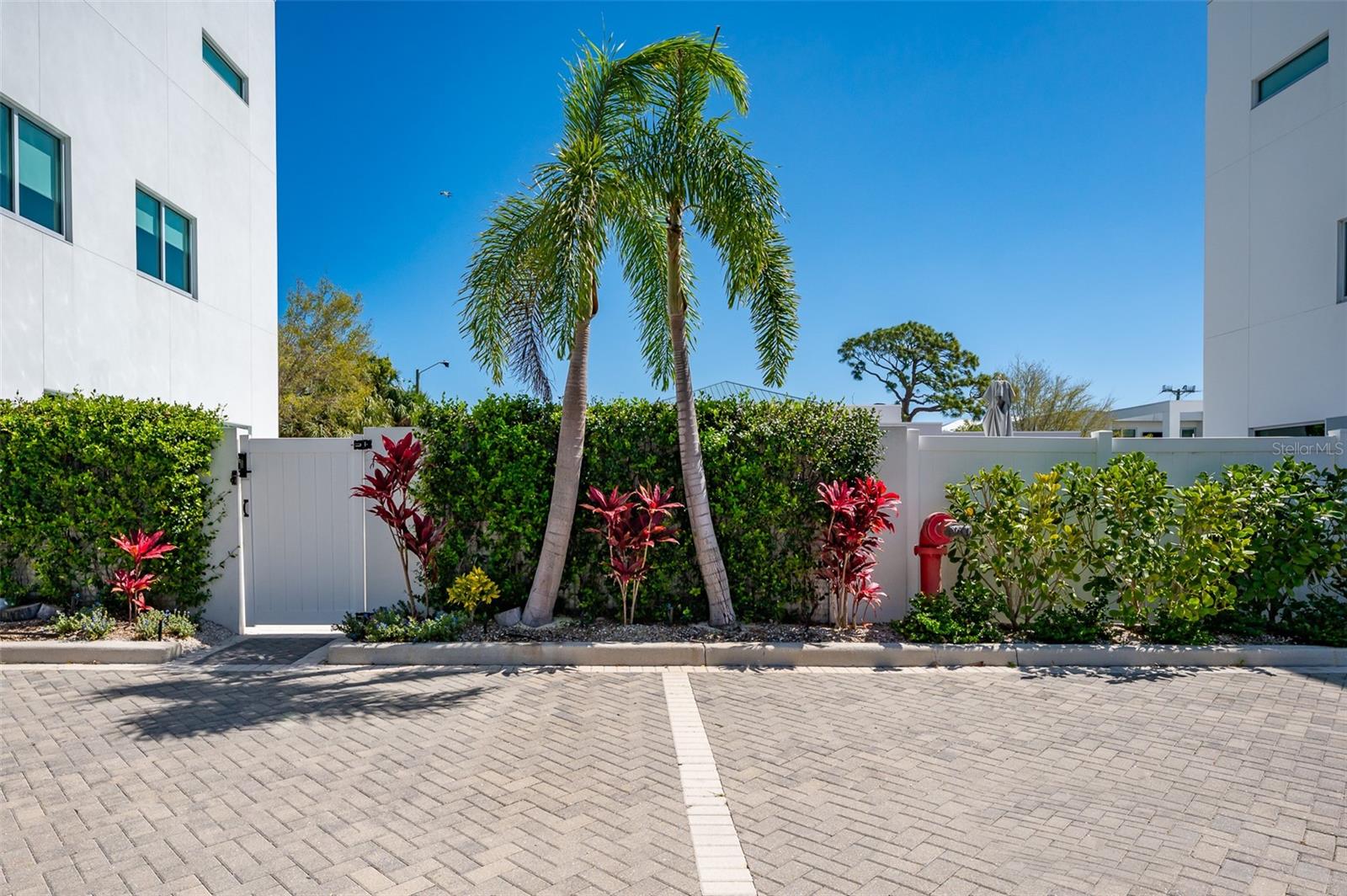 ORANGE CLUB - Residential