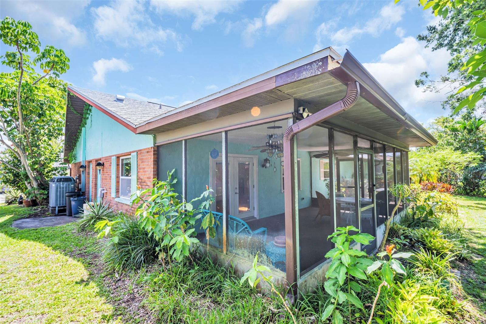 3224 HILARY CIRCLE