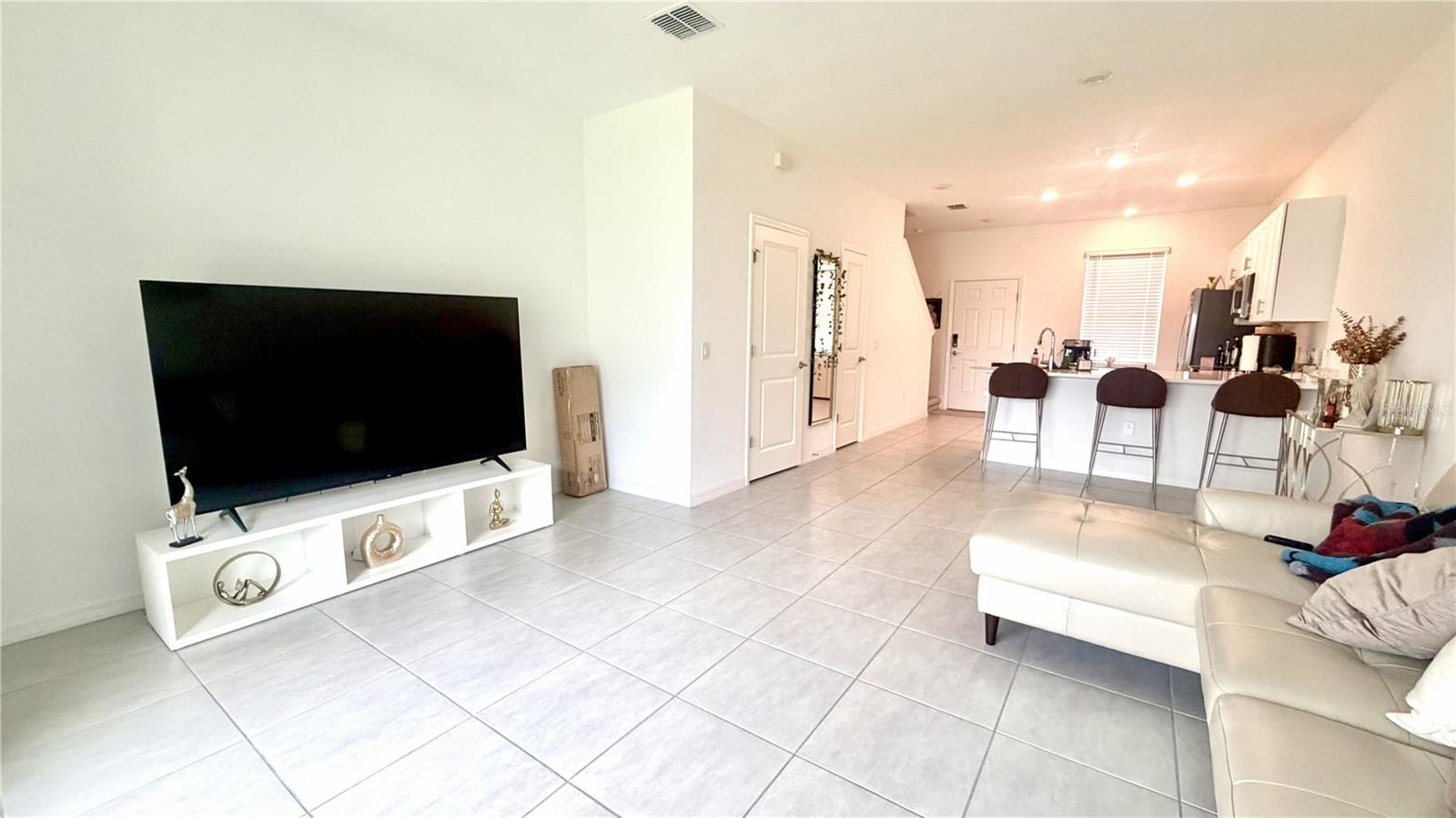 WESTVIEW POD A PH 1B & 2 - Residential Lease
