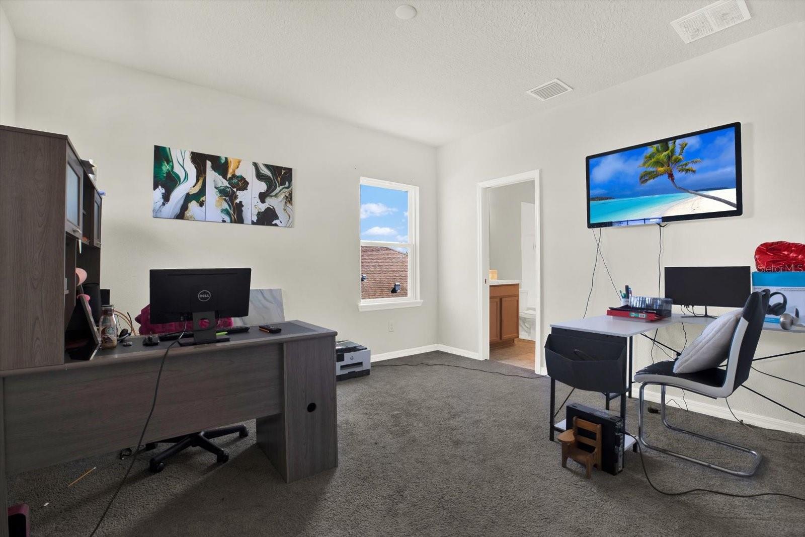 OAK CRK PRCL 10 - Residential