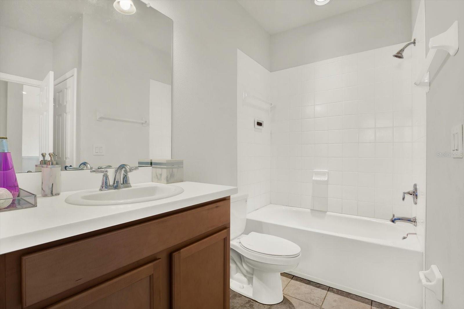 OAK CRK PRCL 10 - Residential