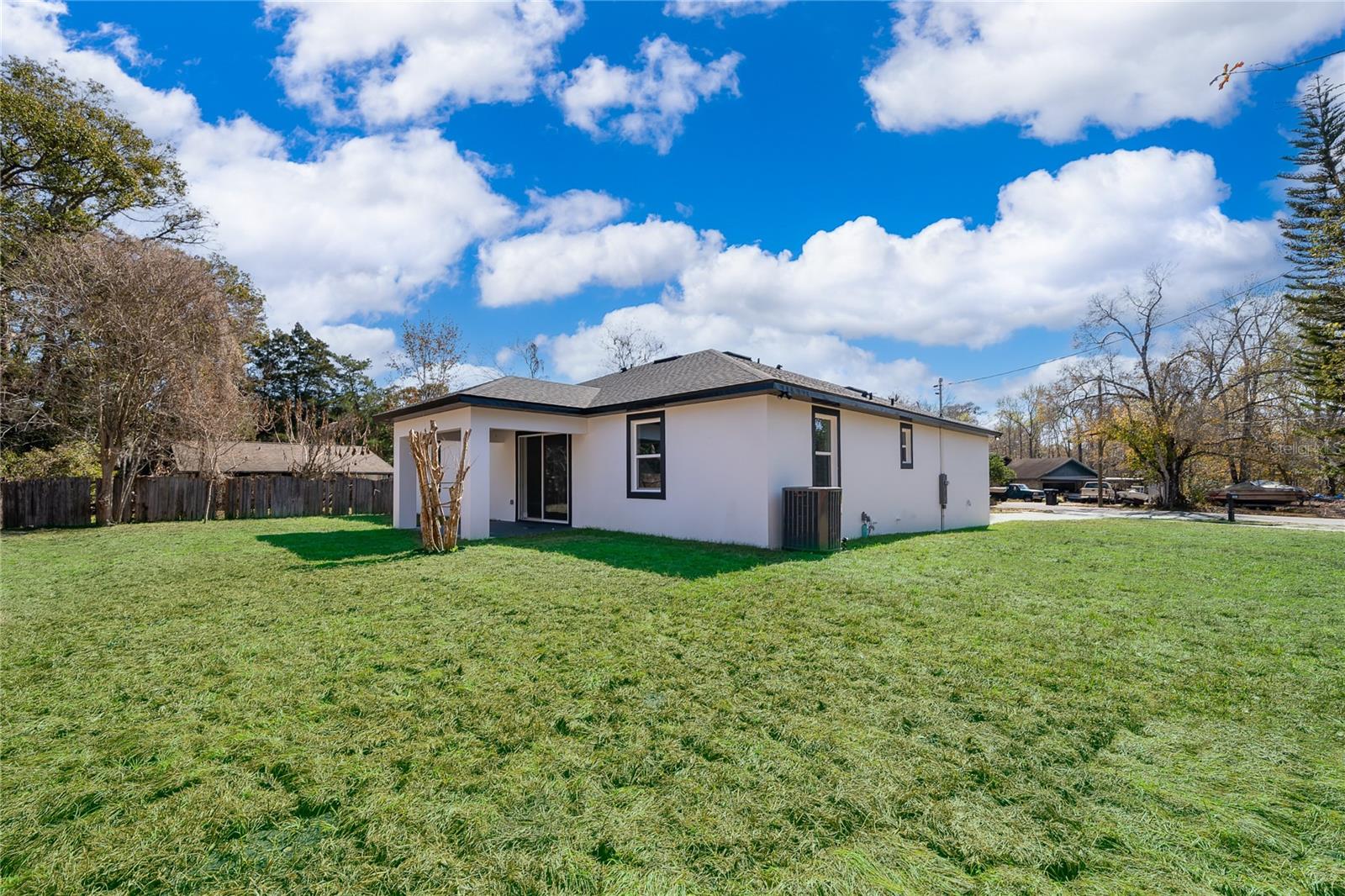 EAST ORANGE PARK - Residential