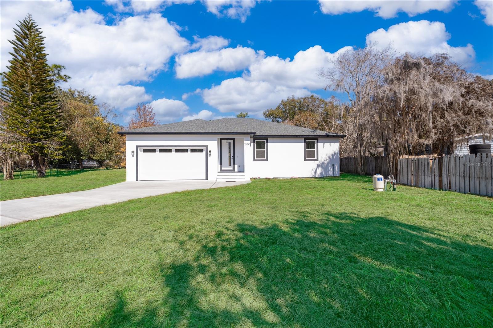 EAST ORANGE PARK - Residential