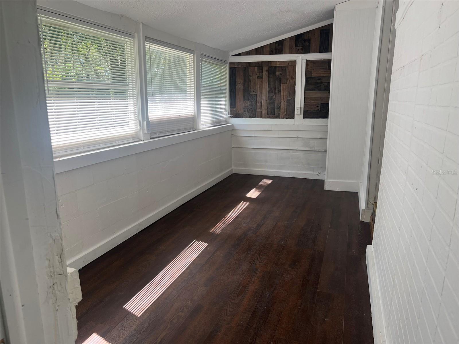 UNPLATTED - Residential Lease