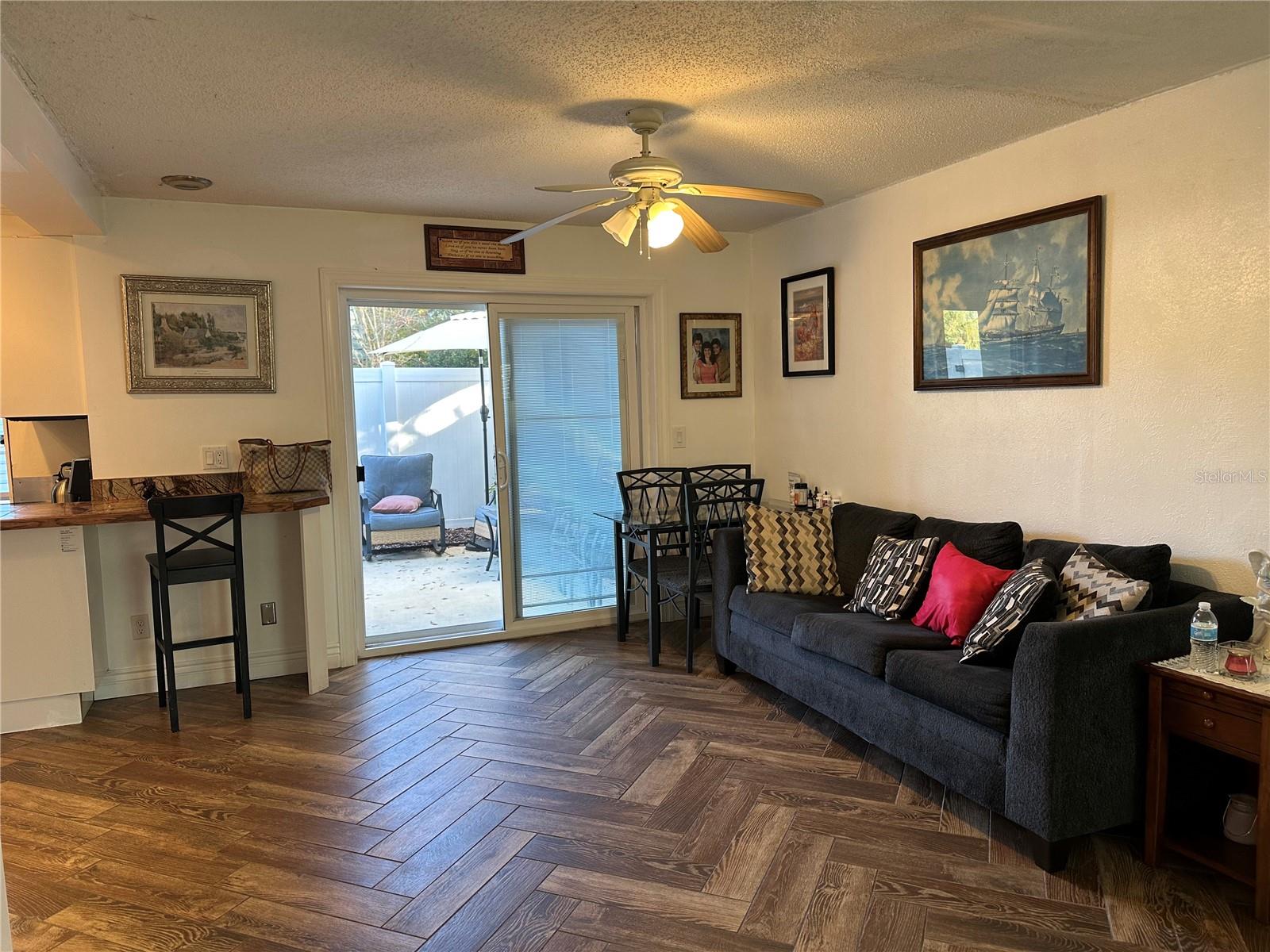 FOUNTAIN SQUARE CONDO - Residential