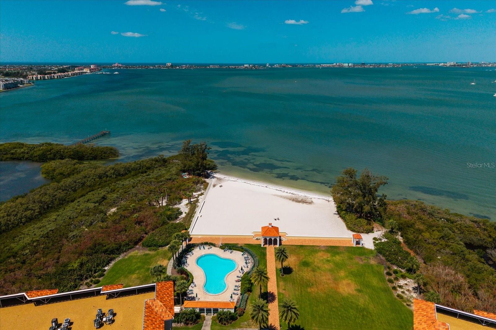 OSPREY POINTE AT DOLPHIN - Residential