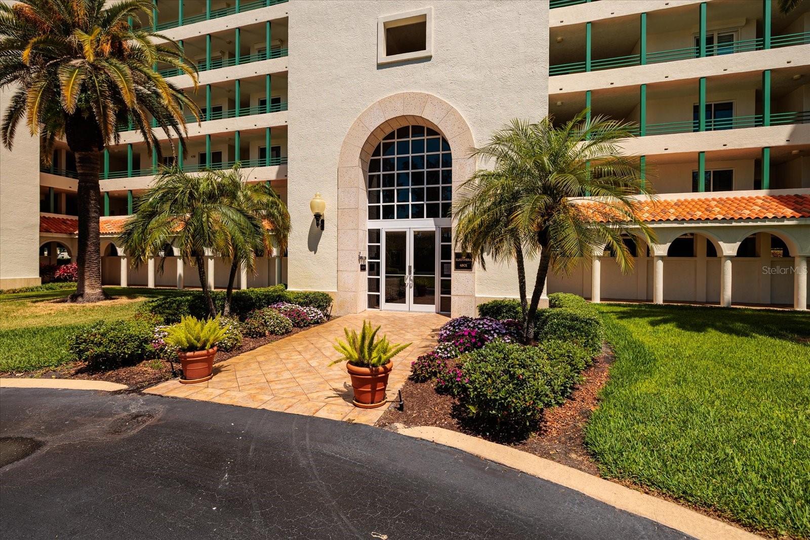 OSPREY POINTE AT DOLPHIN - Residential