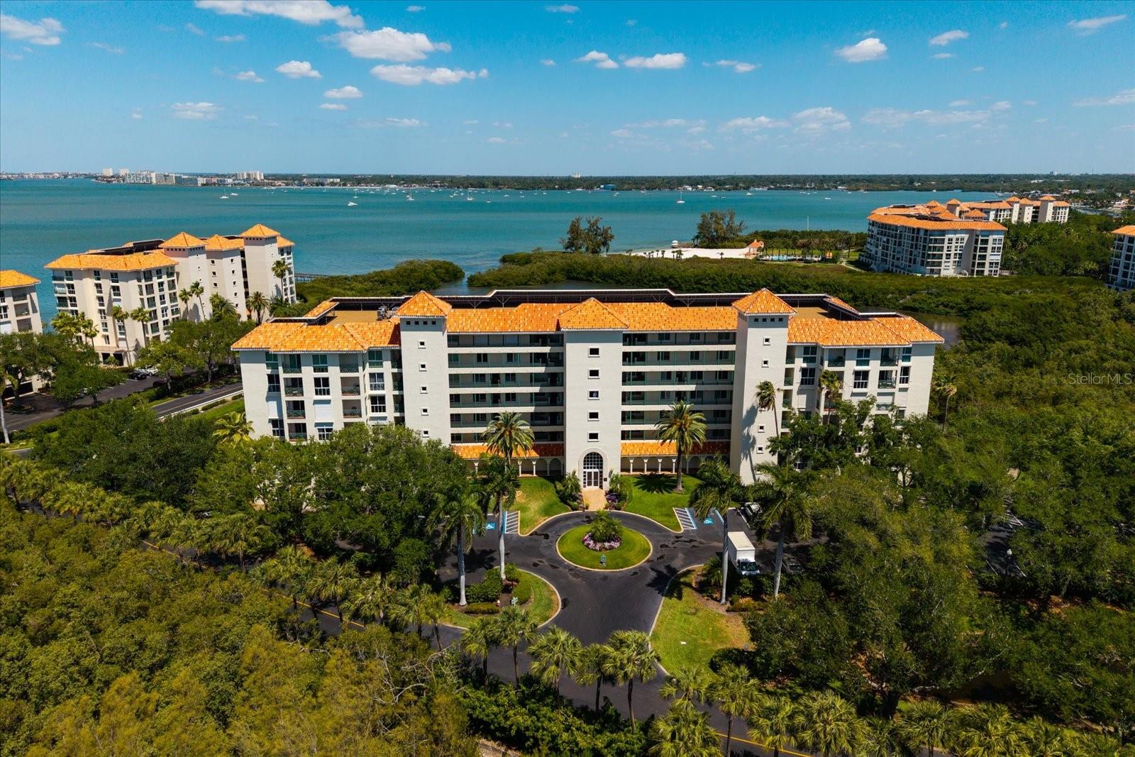 OSPREY POINTE AT DOLPHIN - Residential