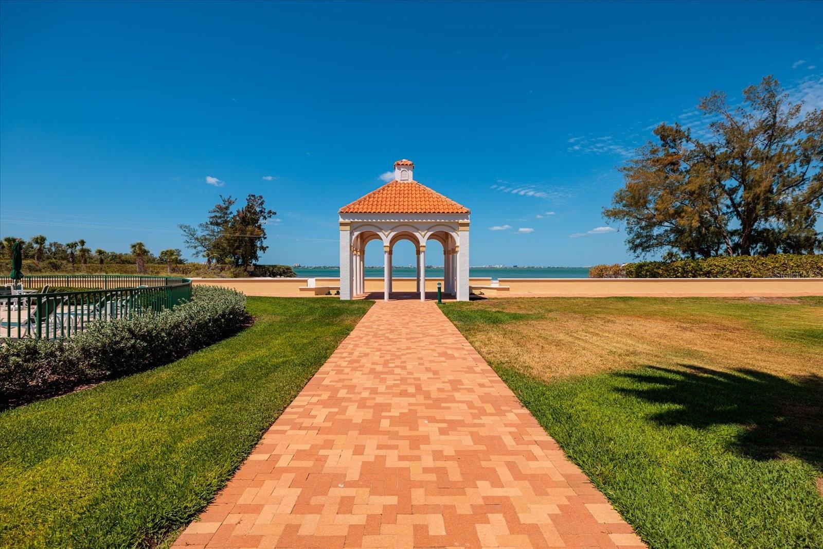 OSPREY POINTE AT DOLPHIN - Residential