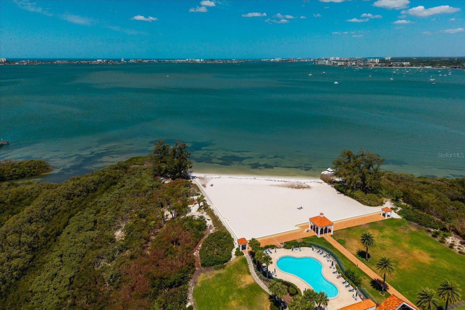OSPREY POINTE AT DOLPHIN - Residential