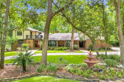 A home in LONGWOOD