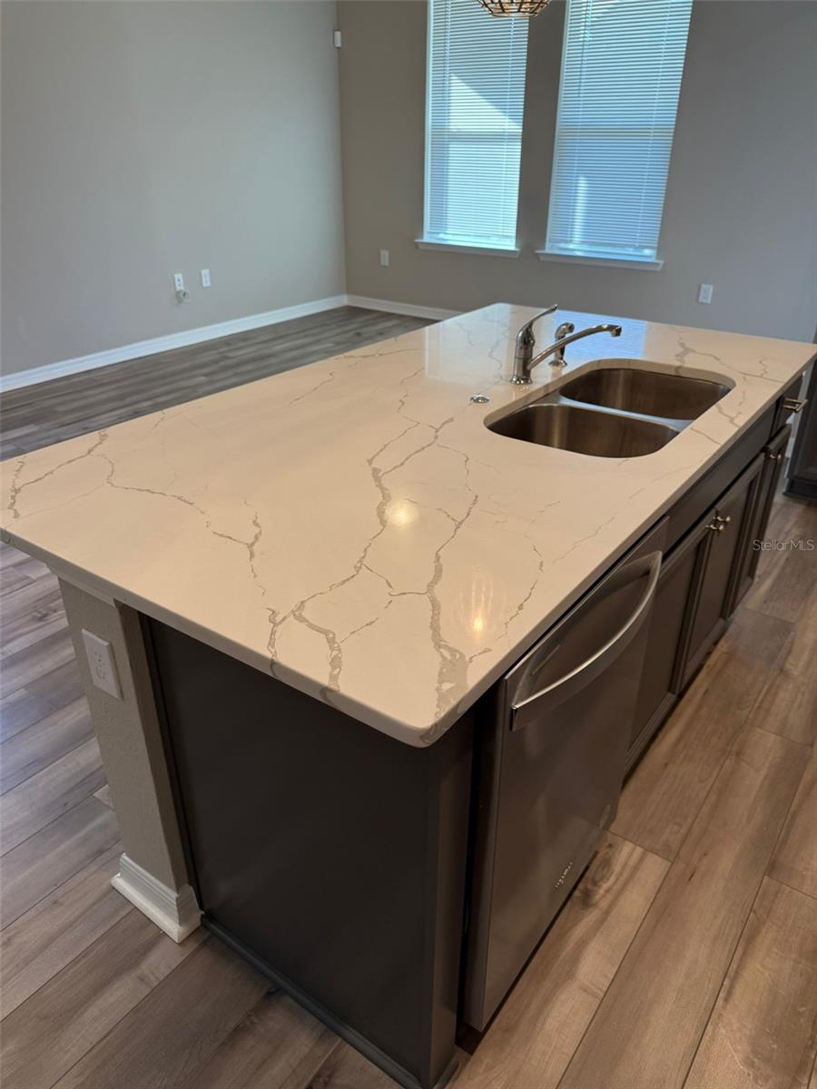 HIGHLAND RIDGE - Residential