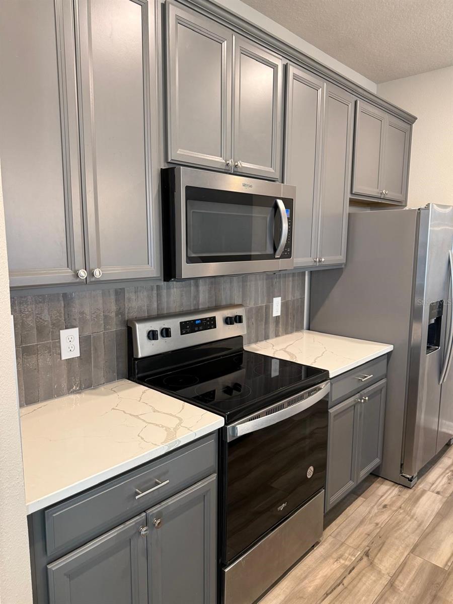 HIGHLAND RIDGE - Residential