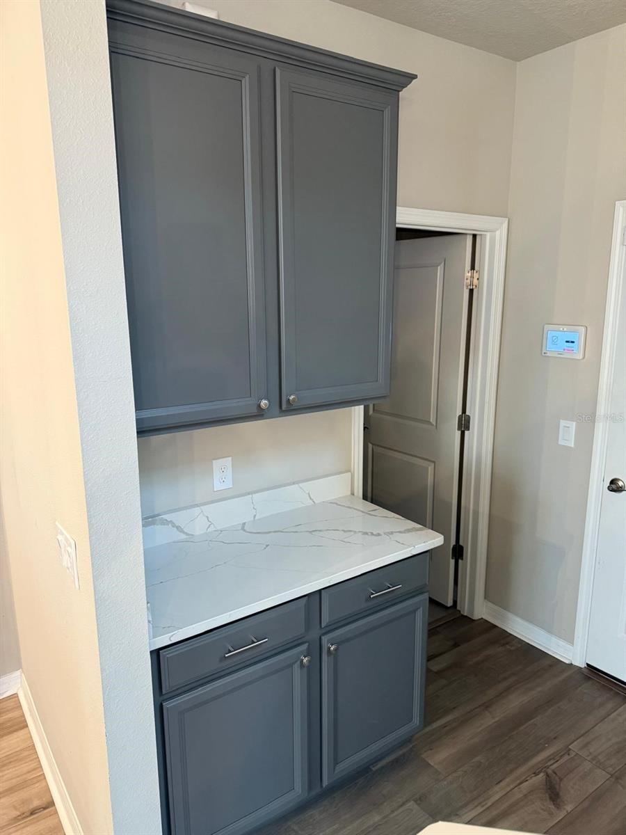 HIGHLAND RIDGE - Residential