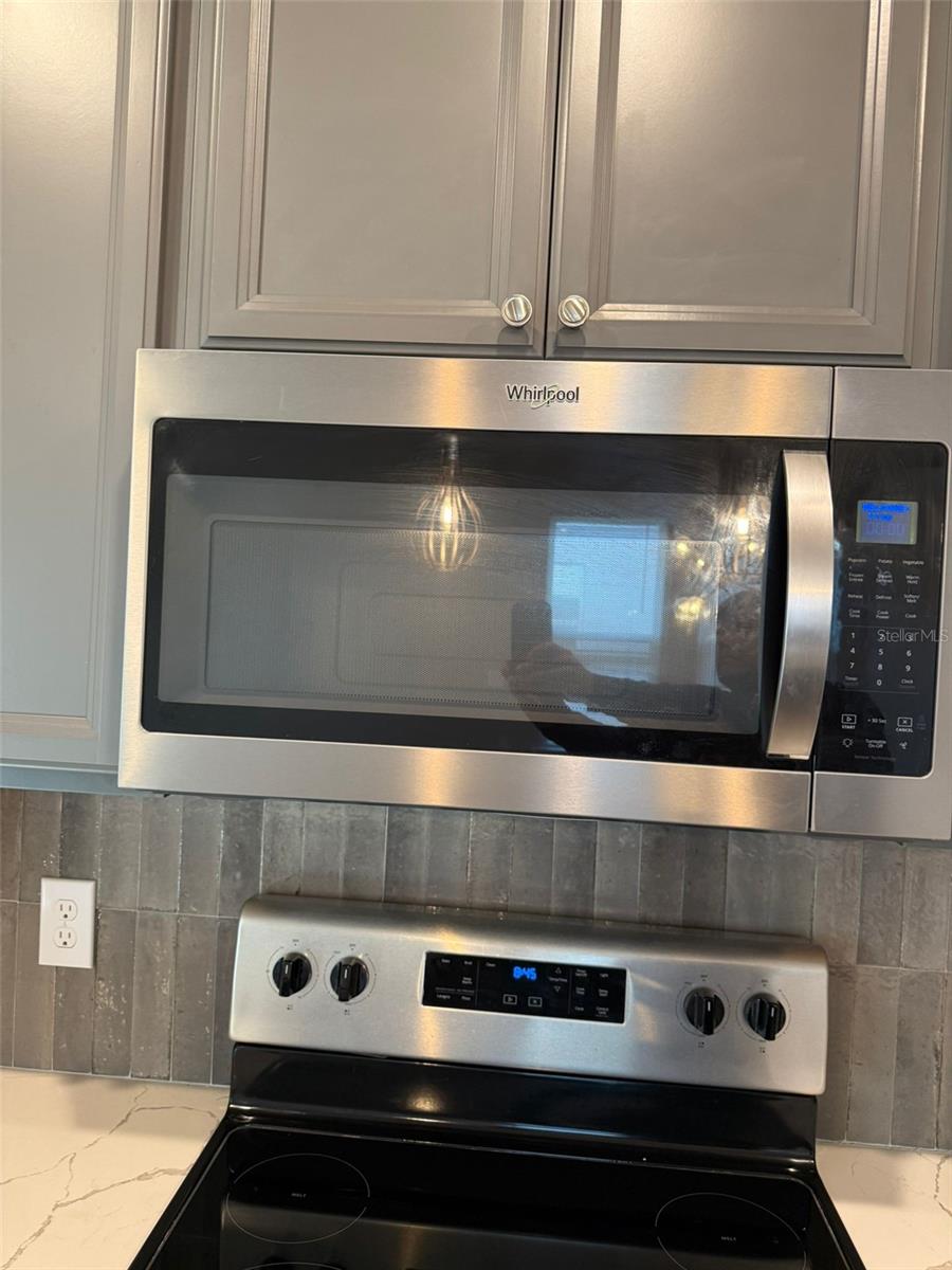 HIGHLAND RIDGE - Residential