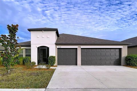 Photo of 5420 Leslie Canyon Drive, Wimauma, FL 33598 (MLS # TB8451244)