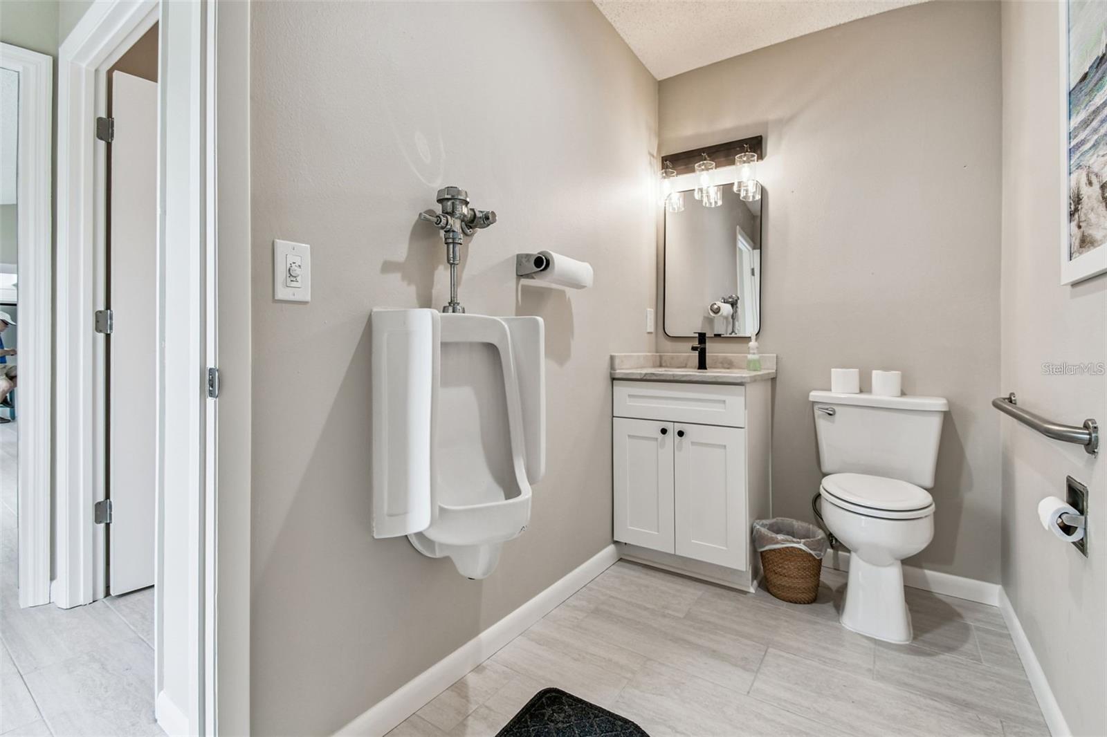 EAGLE CREEK V - Residential