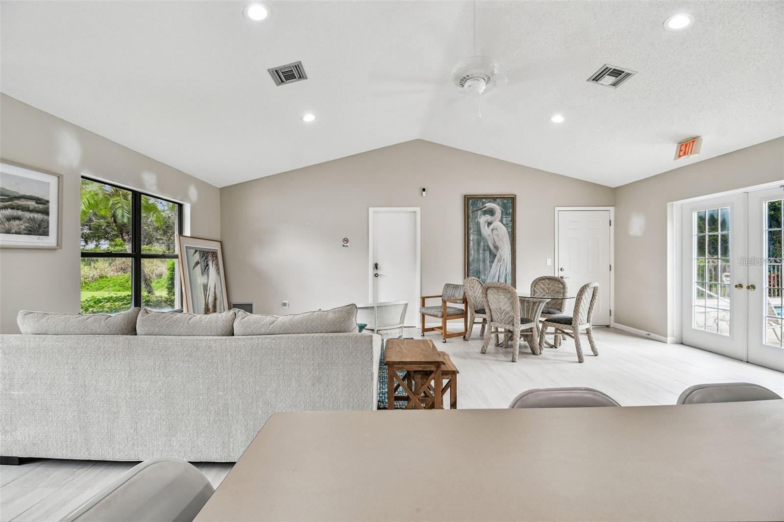 EAGLE CREEK V - Residential