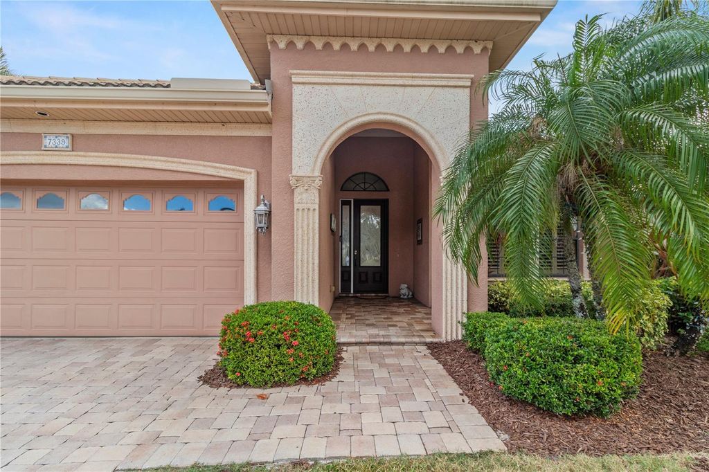 Photo of 7339 Riviera Cove, Lakewood Ranch, FL 34202 (MLS # A4675379)